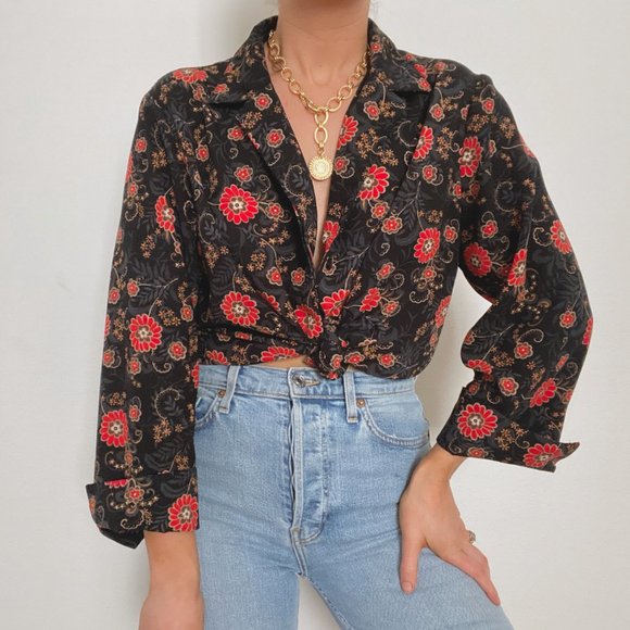 Retro Black & Red Floral Blouse - Picture 3 of 8